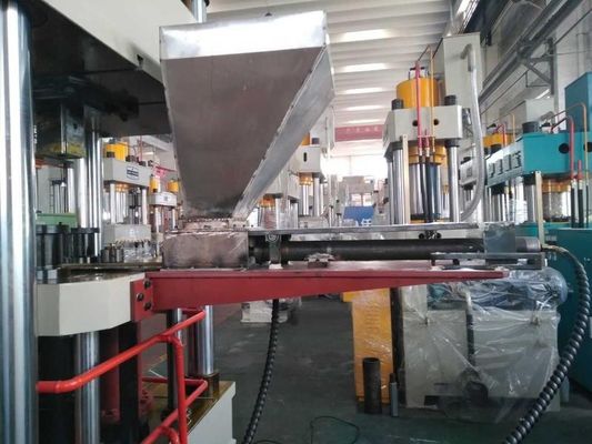 630ton ผงกดไฮดรอลิกเครื่องขึ้นรูปอาหารสัตว์อัตโนมัติ 15KW 600mm